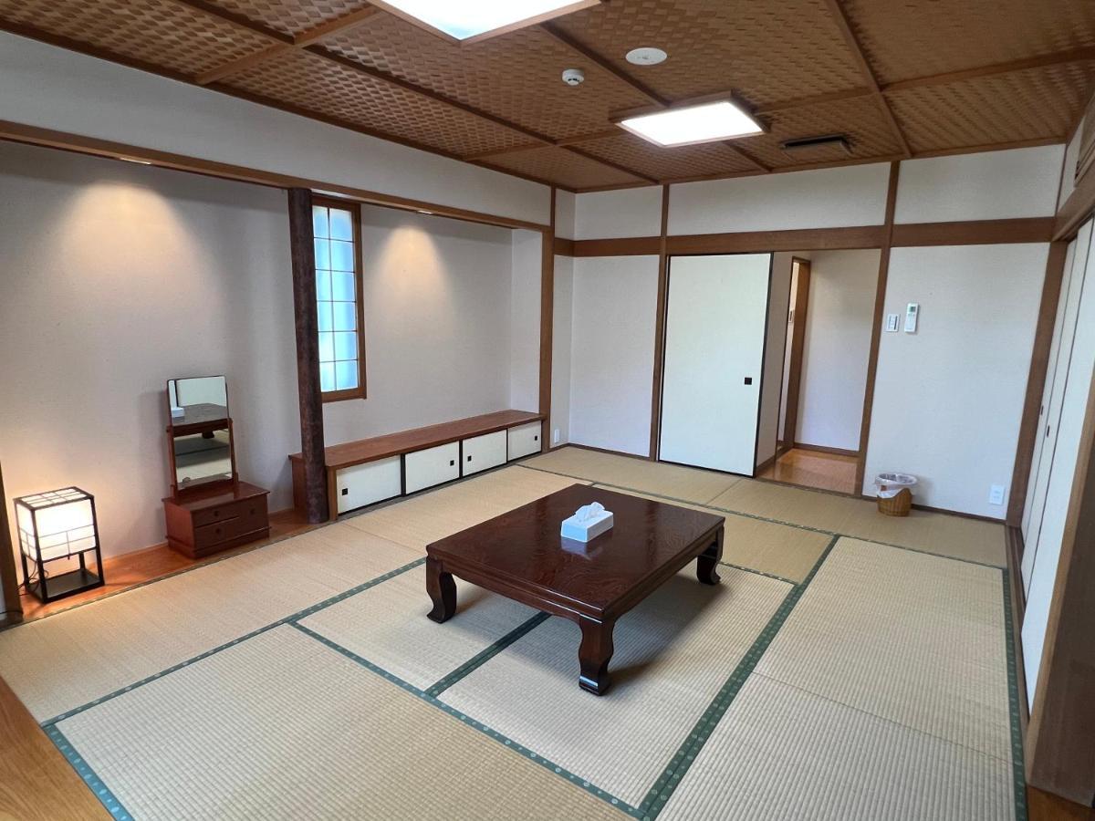 熱海温泉　実の別荘 Atami  Exteriér fotografie